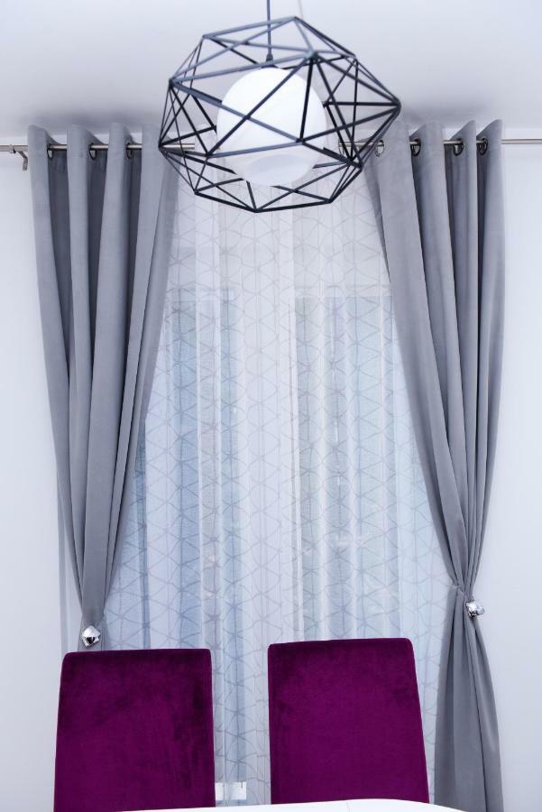 Lux Apartman Casablanca Pluzine Bagian luar foto