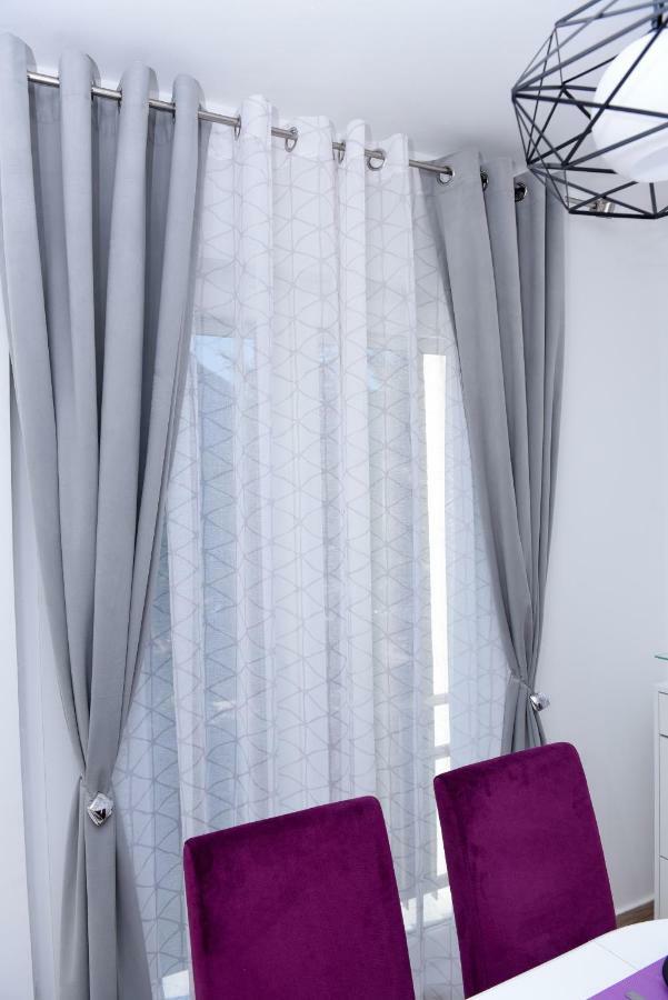 Lux Apartman Casablanca Pluzine Bagian luar foto