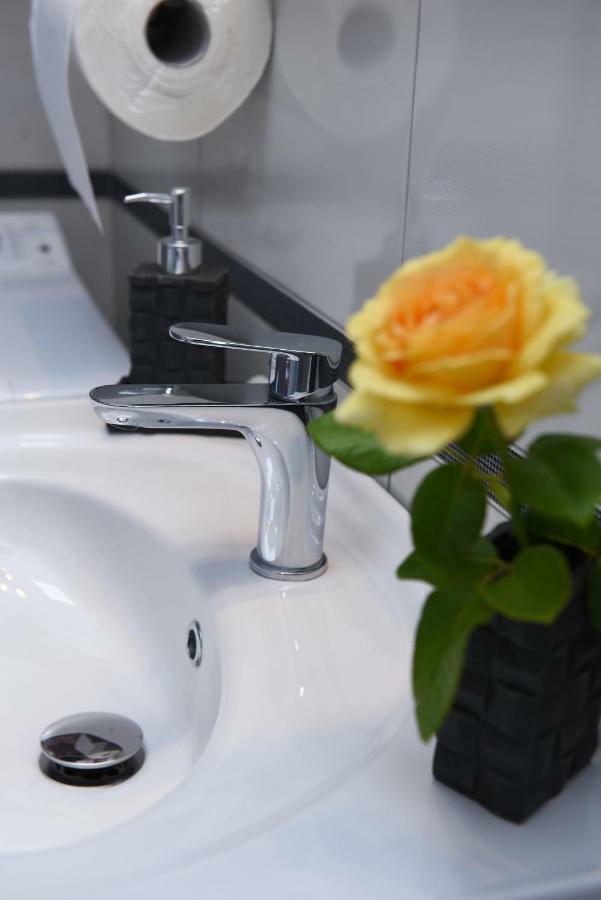 Lux Apartman Casablanca Pluzine Bagian luar foto