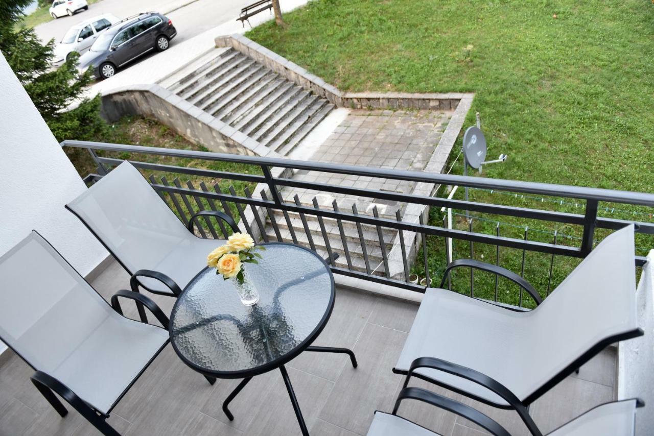 Lux Apartman Casablanca Pluzine Bagian luar foto